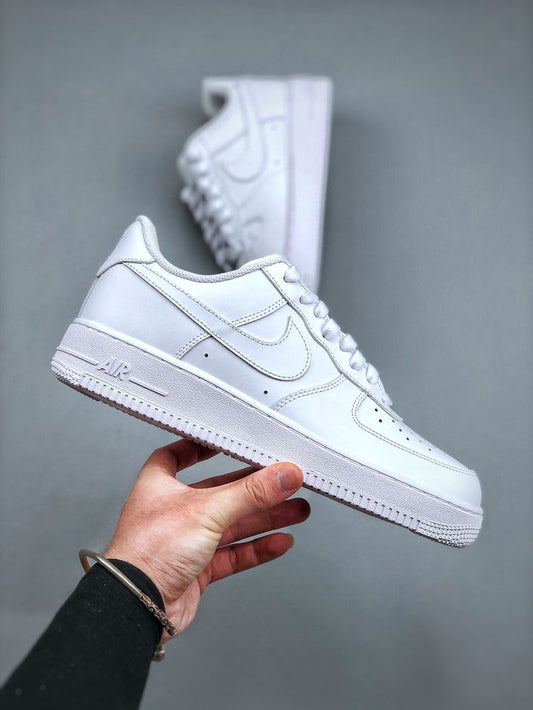 TENIS NIKE AIR FORCE ONE TALLA 8 RÉPLICA